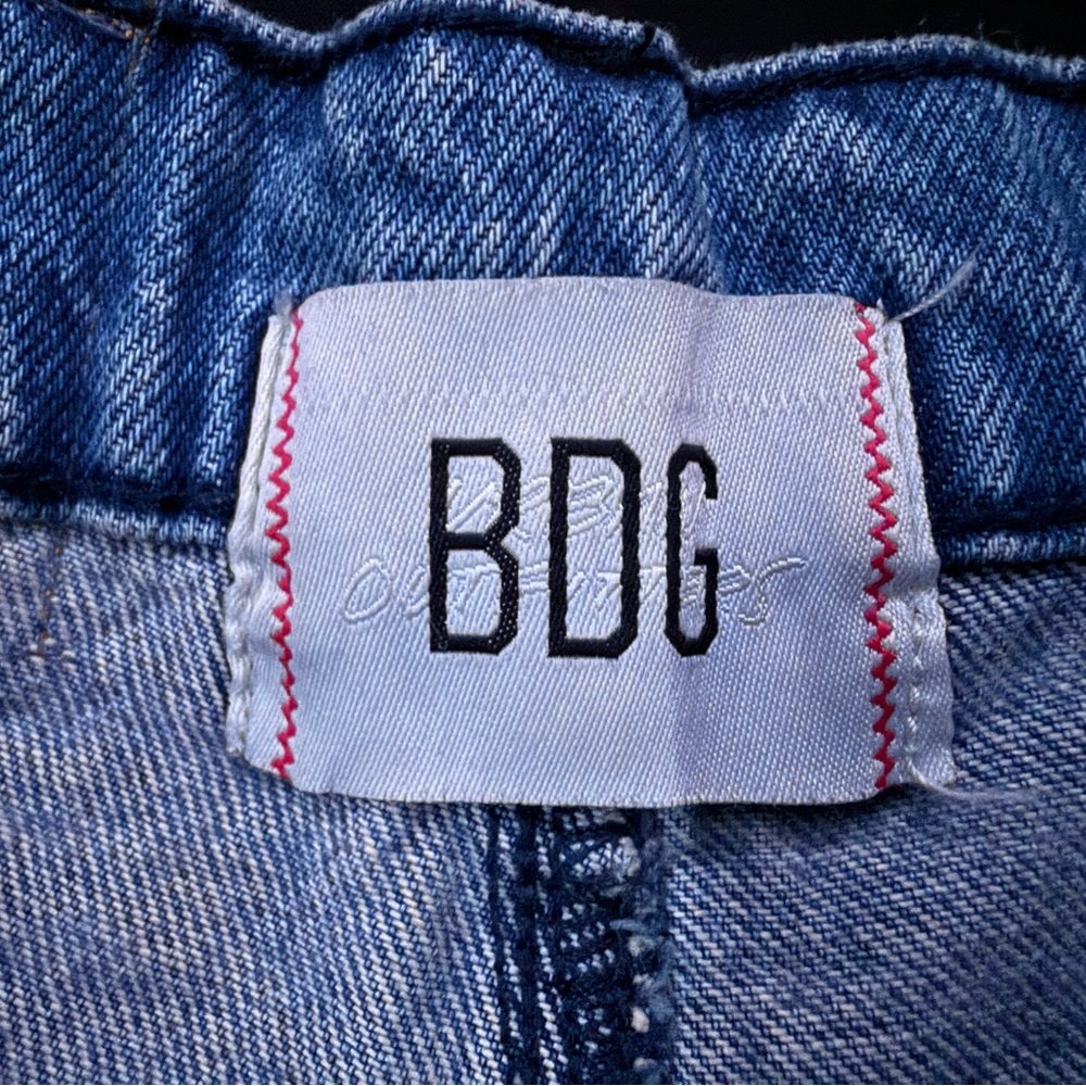 BDG Relaxed Fit Blue Jeans - Picture 5 of 6